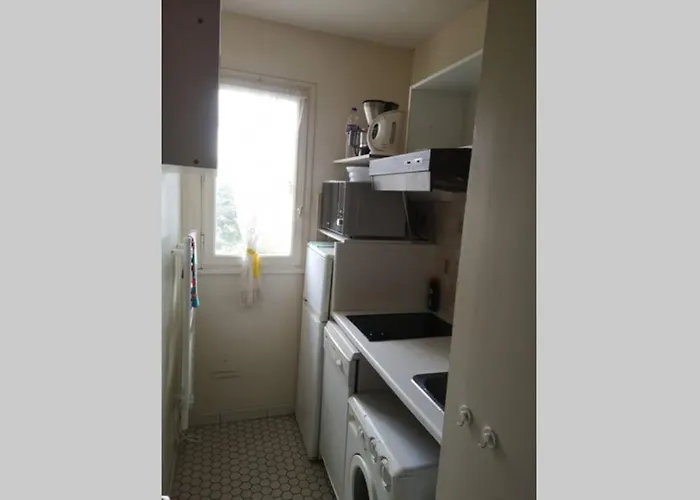 2 Personnes A 300m De La 아파트