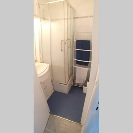 2 Personnes A 300m De La Apartmán